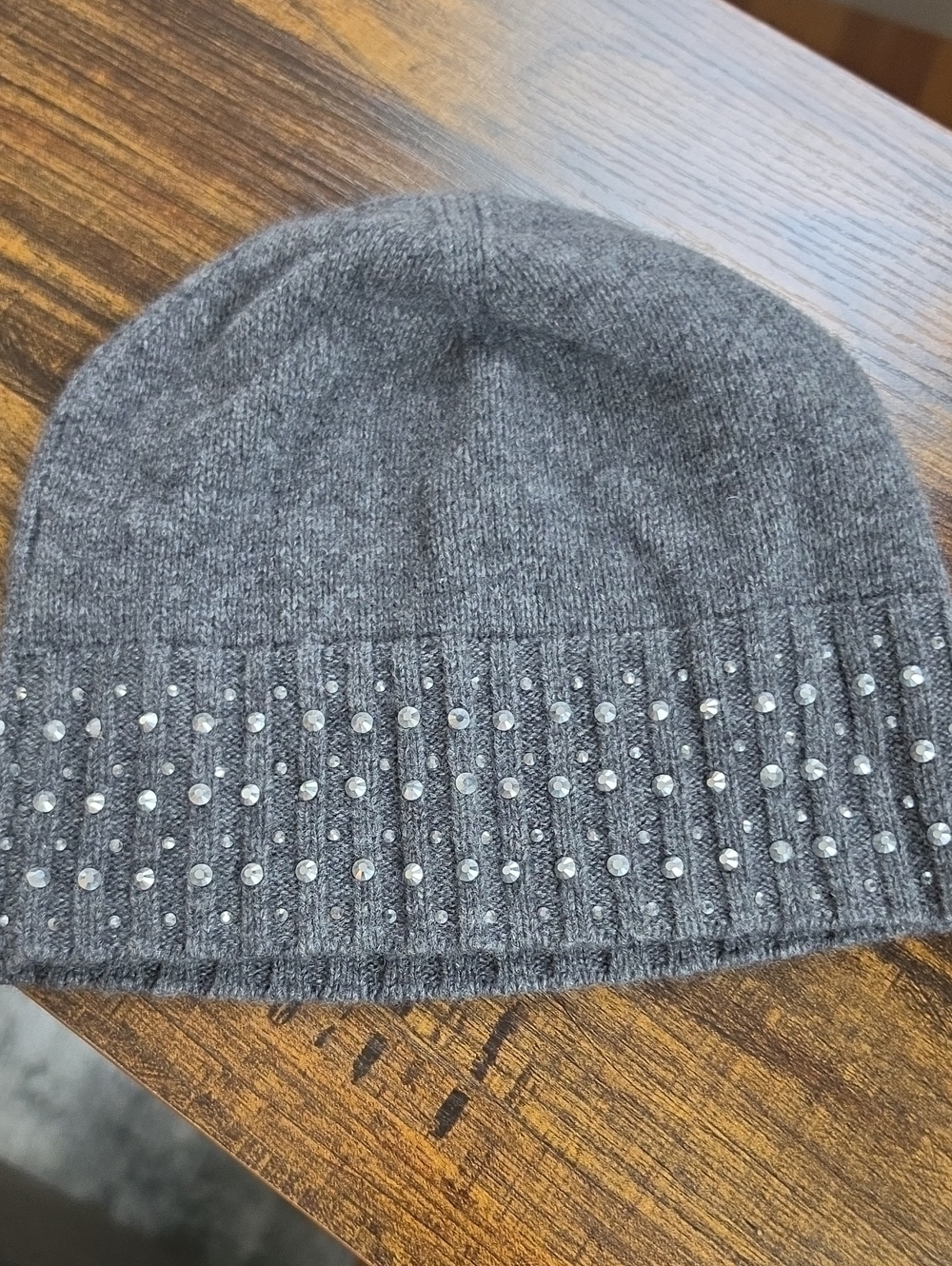 Kinross Cashmere 100% Cashmere Beanie With Gray Crystal Detailing In Charcoal